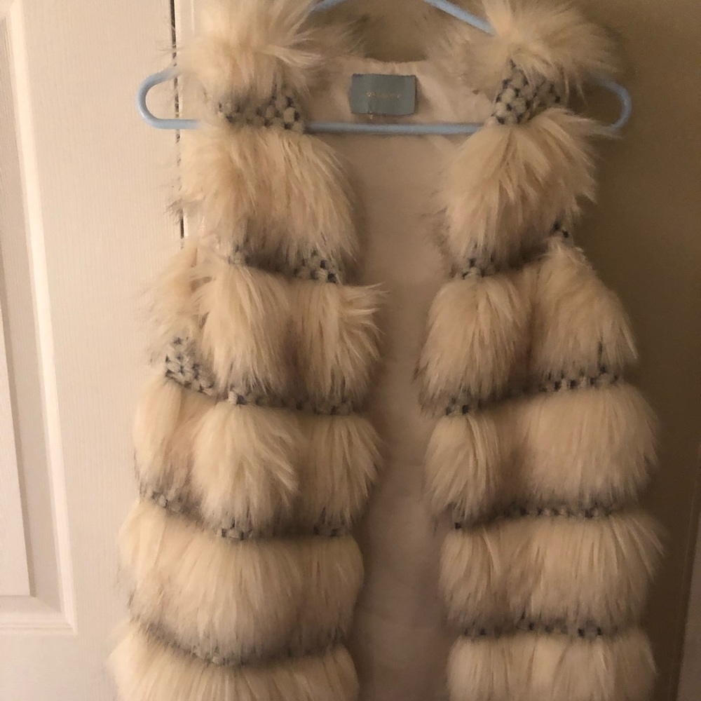 Anthropologie Skies are Blue fur vest size XS